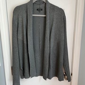 Gray open sweater, Size M. EUC!